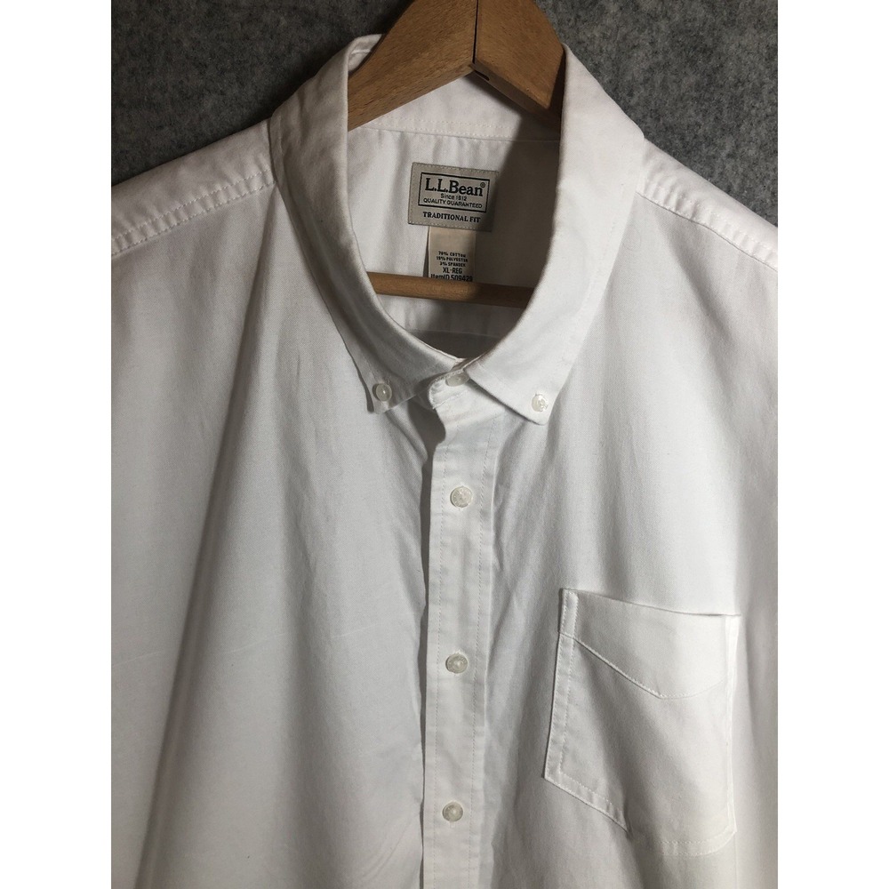 L.L. Bean Shirt Men XL White Comfort Stretch Oxford Business Career Classic